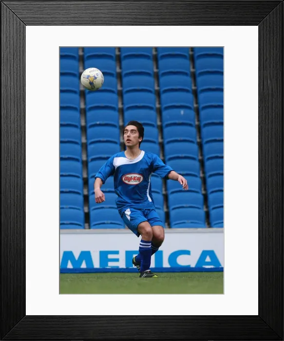 Framed Print : Brighton & Hove Albion: Playing on the Pitch - May 2015 Framed Print : Brighton & Hove Albion: Playing on the Pitch - May 2015