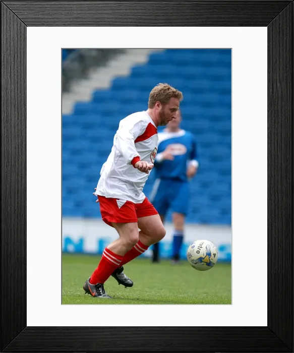 Framed Print : Brighton & Hove Albion: Playing on the Pitch - May 2015 Framed Print : Brighton & Hove Albion: Playing on the Pitch - May 2015