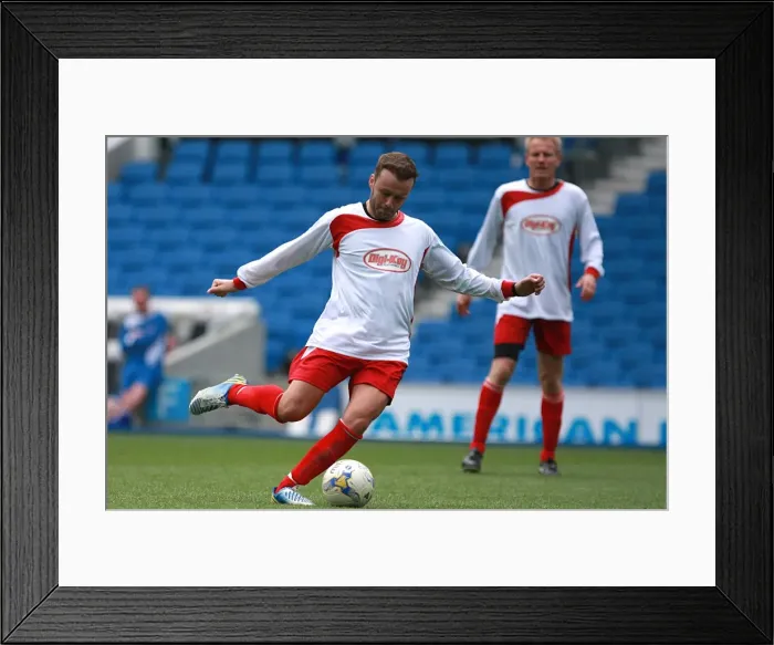 Framed Print : Brighton & Hove Albion: Playing on the Pitch (May 2015) Framed Print : Brighton & Hove Albion: Playing on the Pitch (May 2015)