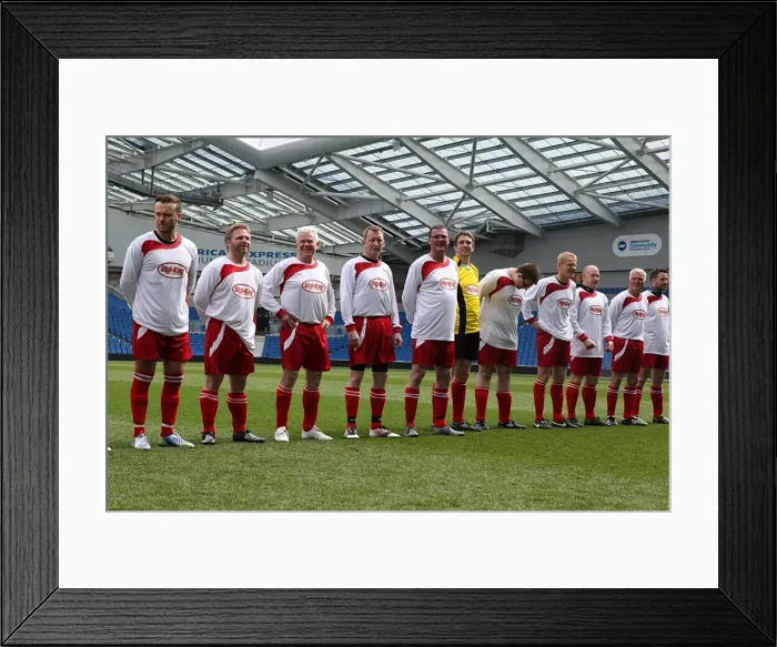 Framed Print : Brighton & Hove Albion: Playing on the Pitch - May 2015