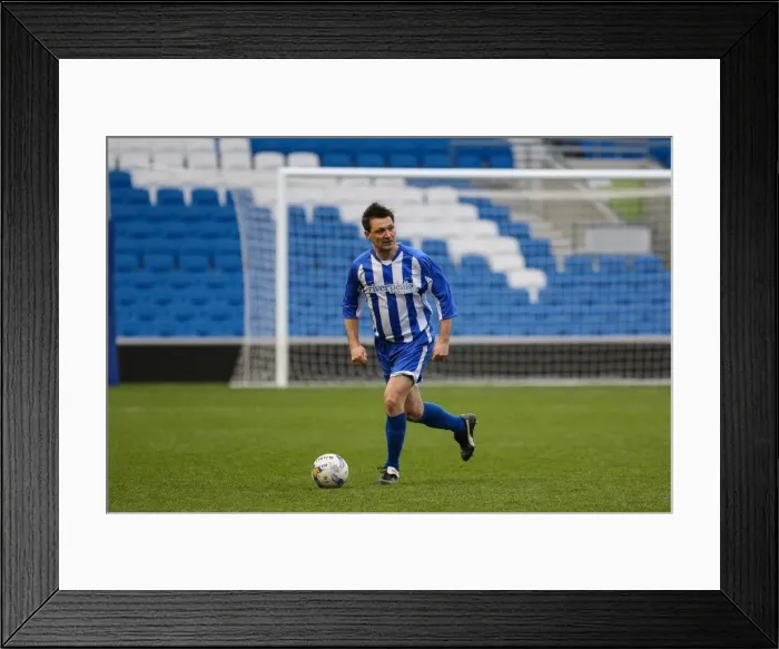 Framed Print : Brighton & Hove Albion: Play on the Pitch - May 1, 2015, American Express Community Stadium Framed Print : Brighton & Hove Albion: Play on the Pitch - May 1, 2015, American Express Community Stadium
