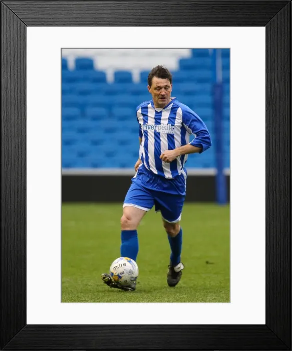 Framed Print : Brighton & Hove Albion: Play on the Pitch - May 1, 2015 Framed Print : Brighton & Hove Albion: Play on the Pitch - May 1, 2015