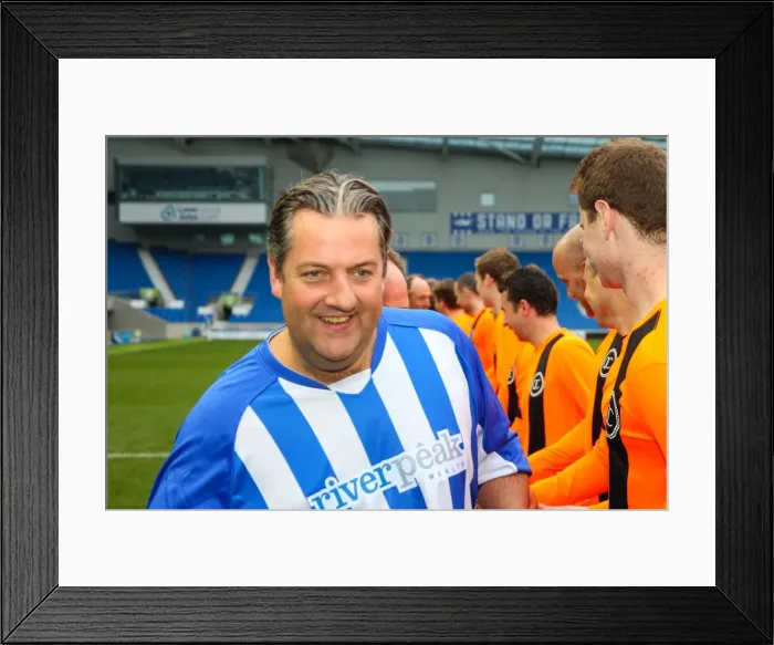 Framed Print : Brighton & Hove Albion: Play on the Pitch - American Express Community Stadium, 1st May 2015 Framed Print : Brighton & Hove Albion: Play on the Pitch - American Express Community Stadium, 1st May 2015