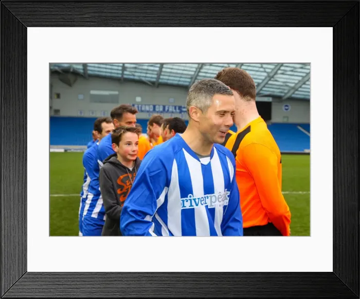 Framed Print : Brighton & Hove Albion: Play on the Pitch - May 1, 2015 Framed Print : Brighton & Hove Albion: Play on the Pitch - May 1, 2015