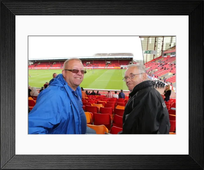 Framed Print : Brighton and Hove Albion vs Aberdeen: Pre-Season Battle at Pittodrie, July 2015 Framed Print : Brighton and Hove Albion vs Aberdeen: Pre-Season Battle at Pittodrie, July 2015