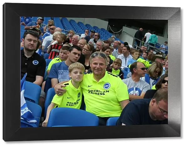 Albion Fans Gather for Young Seagulls Open Training Session (31st July 2015)