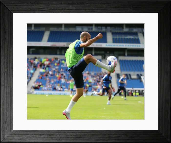 Framed Print : Young Seagulls in Training: Open Session with Brighton & Hove Albion FC (31st July 2015) Framed Print : Young Seagulls in Training: Open Session with Brighton & Hove Albion FC (31st July 2015)