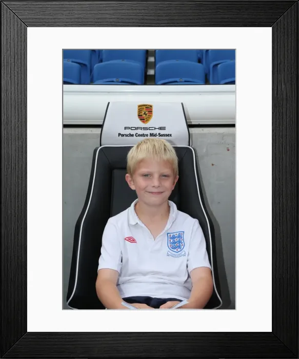 Framed Print : A Winning Experience: Albion Fans Meet the Young Seagulls at Open Training Session (31st July 2015) Framed Print : A Winning Experience: Albion Fans Meet the Young Seagulls at Open Training Session (31st July 2015)