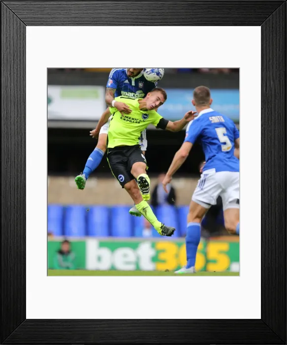 Framed Print : Brighton's Huenemeier Faces Off Against Ipswich in Championship Clash (August 2015) Framed Print : Brighton's Huenemeier Faces Off Against Ipswich in Championship Clash (August 2015)