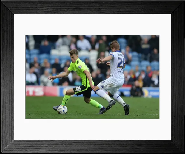 Framed Print : Championship Showdown: Leeds United vs. Brighton & Hove Albion at Elland Road (17th October 2015) Framed Print : Championship Showdown: Leeds United vs. Brighton & Hove Albion at Elland Road (17th October 2015)