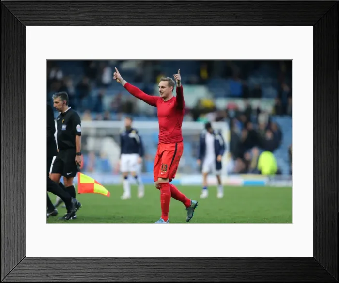 Framed Print : Intense Championship Showdown: Leeds United vs. Brighton & Hove Albion at Elland Road (17OCT15) Framed Print : Intense Championship Showdown: Leeds United vs. Brighton & Hove Albion at Elland Road (17OCT15)
