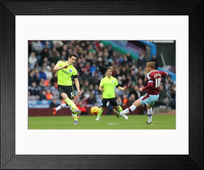 Framed Print : Championship Showdown: Burnley vs. Brighton & Hove Albion at Turf Moor (Nov 2015) Framed Print : Championship Showdown: Burnley vs. Brighton & Hove Albion at Turf Moor (Nov 2015)