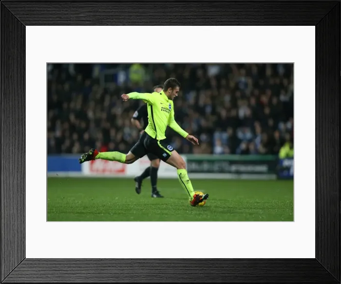 Framed Print : Intense Championship Showdown: QPR vs. Brighton and Hove Albion at Loftus Road (15DEC15)