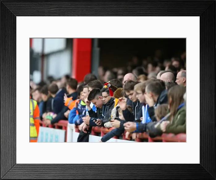Framed Print : Battling in the Championship: Brentford vs. Brighton & Hove Albion (26 December 2015)