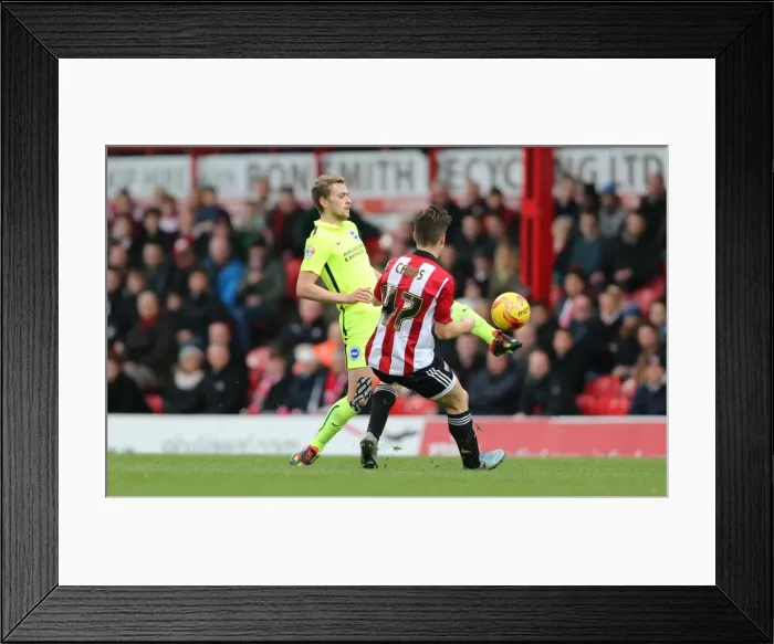 Framed Print : Championship Showdown: Brentford vs. Brighton & Hove Albion, 26 December 2015 Framed Print : Championship Showdown: Brentford vs. Brighton & Hove Albion, 26 December 2015