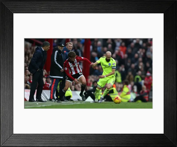 Framed Print : Championship Showdown: Brentford vs. Brighton and Hove Albion at Griffin Park (26DEC15) Framed Print : Championship Showdown: Brentford vs. Brighton and Hove Albion at Griffin Park (26DEC15)