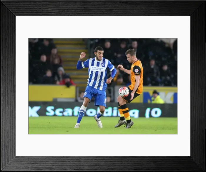 Framed Print : Intense FA Cup Clash: Hull City vs. Brighton and Hove Albion (09.01.2016)