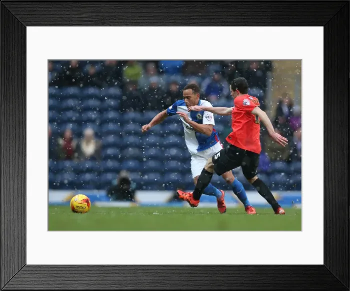 Framed Print : Intense Championship Showdown: Brighton and Hove Albion vs. Blackburn Rovers at Ewood Park (16 January 2016) Framed Print : Intense Championship Showdown: Brighton and Hove Albion vs. Blackburn Rovers at Ewood Park (16 January 2016)