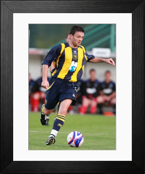 Framed Print : Steve Thomson in Action: Brighton & Hove Albion vs Ipswich Town Friendly