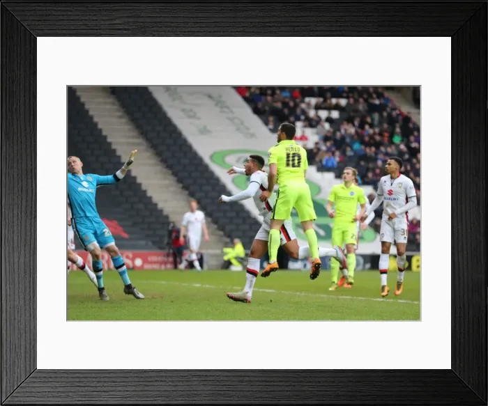 Framed Print : Brighton and Hove Albion Celebrate Championship Victory over MK Dons (19MAR16) Framed Print : Brighton and Hove Albion Celebrate Championship Victory over MK Dons (19MAR16)
