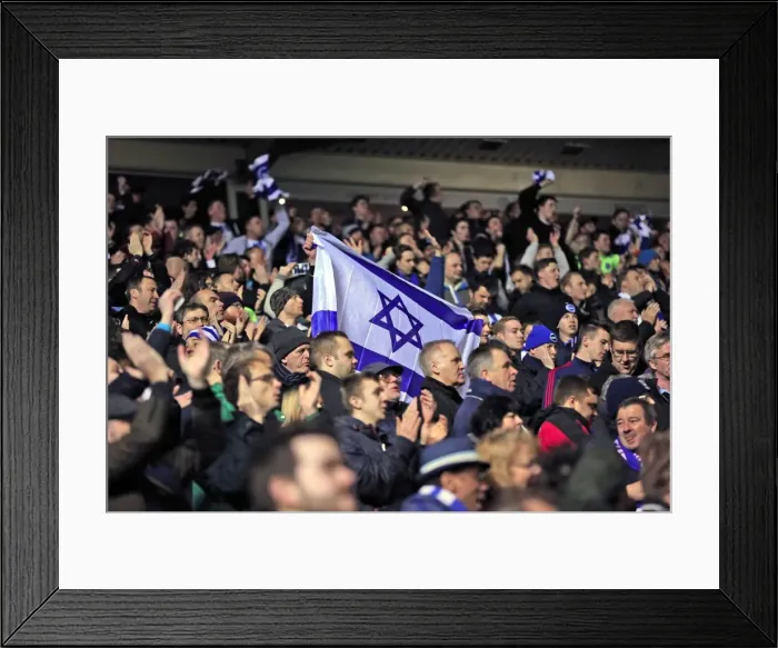 Framed Print : Brighton and Hove Albion vs. Birmingham City: Sky Bet Championship Showdown at St. Andrews (05 / 04 / 2016)