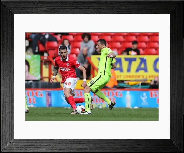 Framed Print : Intense Championship Showdown: Charlton Athletic vs. Brighton and Hove Albion (23APR16) Framed Print : Intense Championship Showdown: Charlton Athletic vs. Brighton and Hove Albion (23APR16)