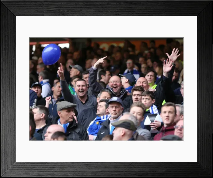 Framed Print : Intense Championship Showdown: Charlton Athletic vs. Brighton and Hove Albion (23APR16) Framed Print : Intense Championship Showdown: Charlton Athletic vs. Brighton and Hove Albion (23APR16)