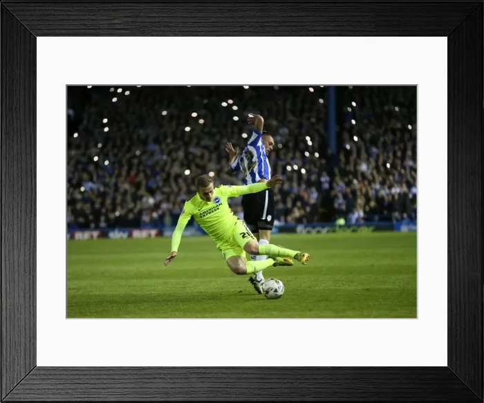 Framed Print : Brighton and Hove Albion Face Sheffield Wednesday in Championship Play-Off Showdown (May 2016) Framed Print : Brighton and Hove Albion Face Sheffield Wednesday in Championship Play-Off Showdown (May 2016)