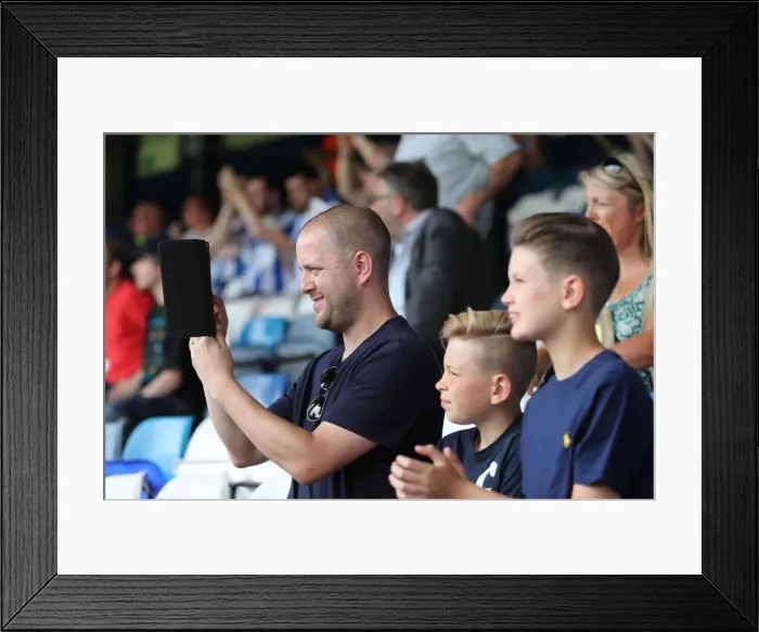 Framed Print : Pre-season Championship Showdown: Luton Town vs. Brighton and Hove Albion (23rd July 2016) Framed Print : Pre-season Championship Showdown: Luton Town vs. Brighton and Hove Albion (23rd July 2016)