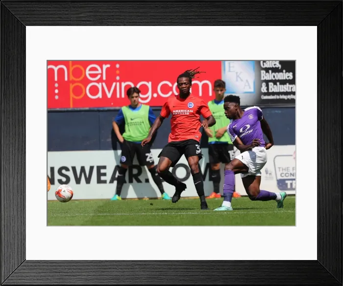 Framed Print : Pre-season Championship Showdown: Luton Town vs. Brighton & Hove Albion (23rd July 2016) Framed Print : Pre-season Championship Showdown: Luton Town vs. Brighton & Hove Albion (23rd July 2016)