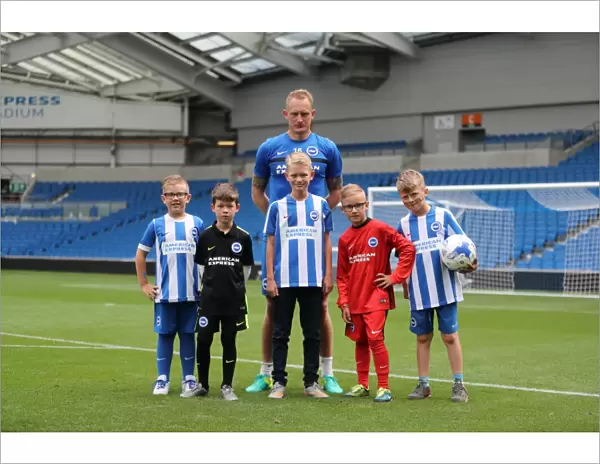 Brighton & Hove Albion FC: Young Seagulls in Training (July 29, 2016)