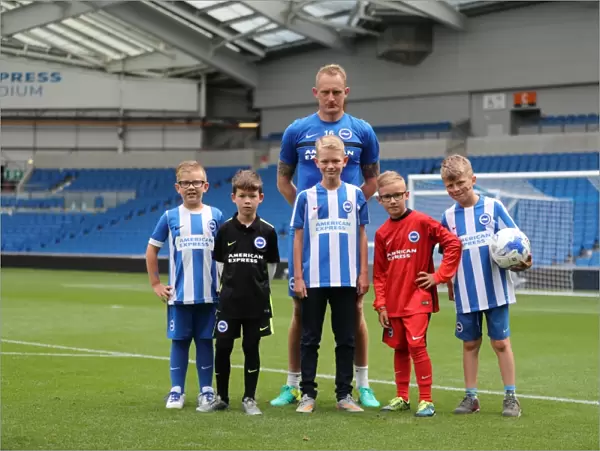 Brighton & Hove Albion FC: Young Seagulls in Training (July 29, 2016)