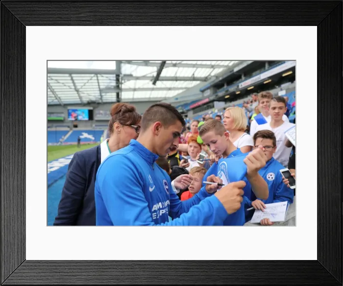 Framed Print : Young Seagulls in Action: Open Training Session at Brighton & Hove Albion FC (July 2016) Framed Print : Young Seagulls in Action: Open Training Session at Brighton & Hove Albion FC (July 2016)