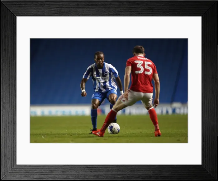 Framed Print : Gaetan Bong in Action: Brighton & Hove Albion vs. Nottingham Forest, EFL Sky Bet Championship (12th August 2016) Framed Print : Gaetan Bong in Action: Brighton & Hove Albion vs. Nottingham Forest, EFL Sky Bet Championship (12th August 2016)