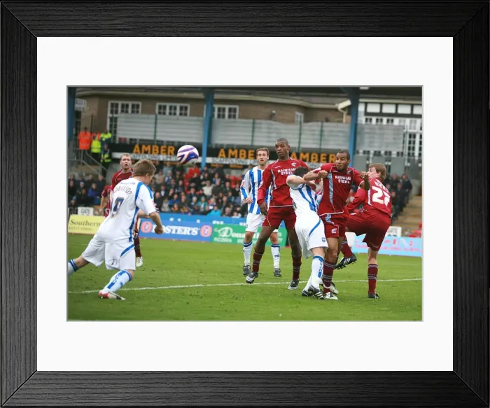 Framed Print : Brighton & Hove Albion: 2008-09 Home Match vs. Scunthorpe United Framed Print : Brighton & Hove Albion: 2008-09 Home Match vs. Scunthorpe United