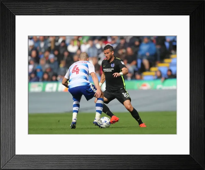 Framed Print : Exciting Sky Bet Championship Showdown: Brighton and Hove Albion vs. Reading (2016.08.20)