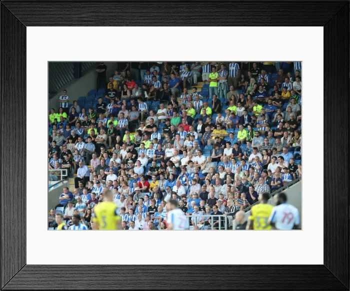 Framed Print : Brighton and Hove Albion vs Oxford United: EFL Cup Battle at Kassam Stadium (23 / 08 / 2016) Framed Print : Brighton and Hove Albion vs Oxford United: EFL Cup Battle at Kassam Stadium (23 / 08 / 2016)