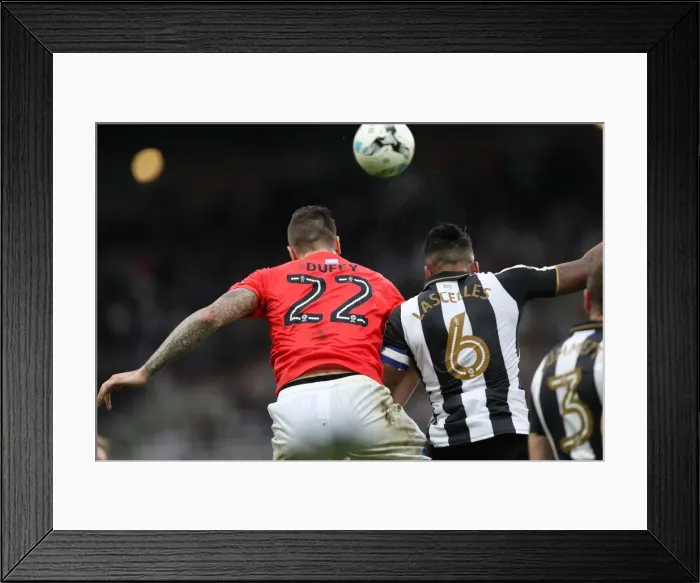 Framed Print : Sky Bet Championship Showdown: Newcastle United vs. Brighton and Hove Albion at St. James Park (27-08-2016) Framed Print : Sky Bet Championship Showdown: Newcastle United vs. Brighton and Hove Albion at St. James Park (27-08-2016)