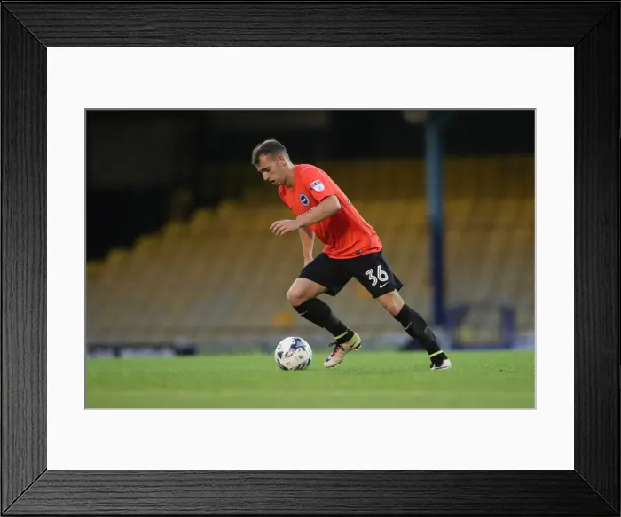 Framed Print : Checkatrade EFL Trophy: Southend United vs. Brighton & Hove Albion U23 at Roots Hall (30AUG16) Framed Print : Checkatrade EFL Trophy: Southend United vs. Brighton & Hove Albion U23 at Roots Hall (30AUG16)