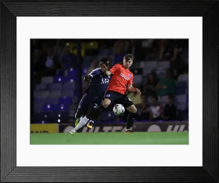 Framed Print : Checkatrade EFL Trophy: Southend United vs. Brighton & Hove Albion U23 at Roots Hall (30AUG16)