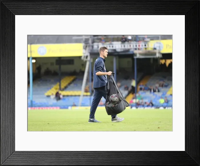 Framed Print : Checkatrade EFL Trophy: Southend United vs. Brighton & Hove Albion U23 at Roots Hall (30AUG16)