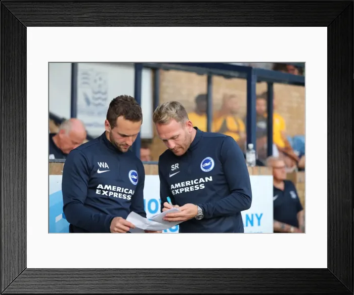 Framed Print : Checkatrade EFL Trophy: Southend United vs. Brighton & Hove Albion U23 at Roots Hall (30AUG16)