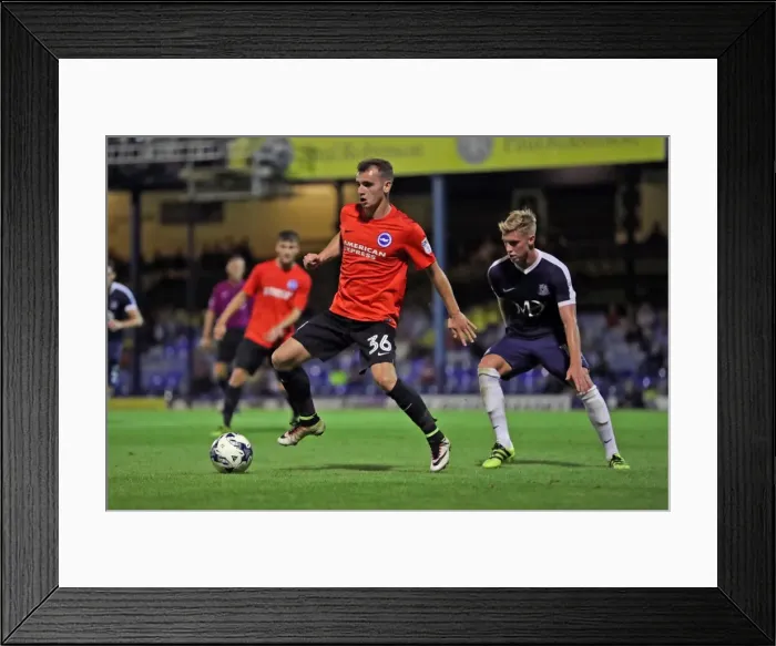 Framed Print : Checkatrade EFL Trophy: Southend United vs. Brighton & Hove Albion U23 at Roots Hall (30AUG16)