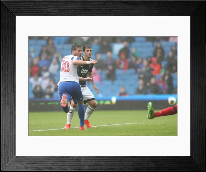 Framed Print : Championship Showdown: Brighton and Hove Albion vs. Brentford at American Express Community Stadium (10SEP16) Framed Print : Championship Showdown: Brighton and Hove Albion vs. Brentford at American Express Community Stadium (10SEP16)