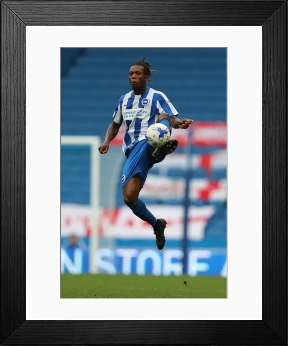 Framed Print : Intense Championship Showdown: Brighton and Hove Albion vs Barnsley (24SEP16) Framed Print : Intense Championship Showdown: Brighton and Hove Albion vs Barnsley (24SEP16)