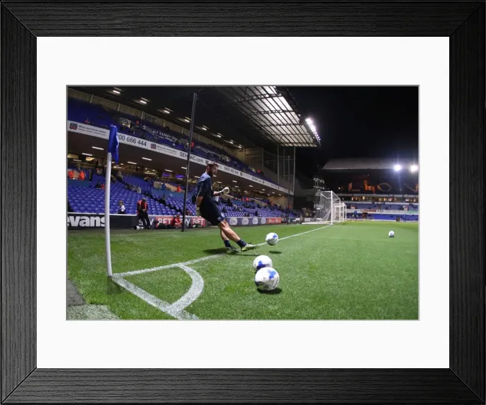 Framed Print : Championship Showdown: Brighton and Hove Albion vs Ipswich Town at Portman Road (27SEP16) Framed Print : Championship Showdown: Brighton and Hove Albion vs Ipswich Town at Portman Road (27SEP16)