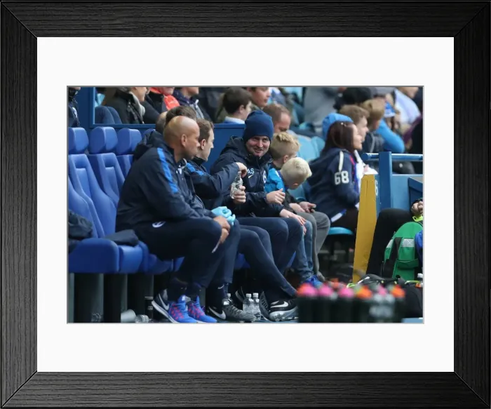 Framed Print : Brighton and Hove Albion vs Sheffield Wednesday: Sky Bet Championship Showdown at Hillsborough (October 1, 2016) Framed Print : Brighton and Hove Albion vs Sheffield Wednesday: Sky Bet Championship Showdown at Hillsborough (October 1, 2016)