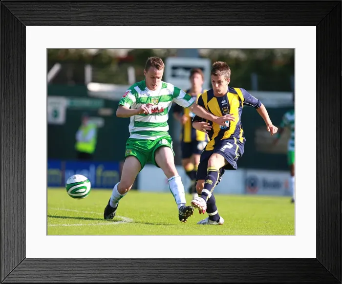 Framed Print : Brighton & Hove Albion 2008-09 Away: Yeovil Town - A Past Season Game Framed Print : Brighton & Hove Albion 2008-09 Away: Yeovil Town - A Past Season Game