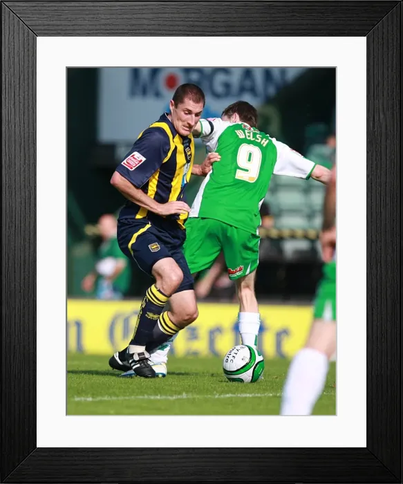 Framed Print : Brighton & Hove Albion 08-09 Away: Yeovil Town - A Past Game Framed Print : Brighton & Hove Albion 08-09 Away: Yeovil Town - A Past Game