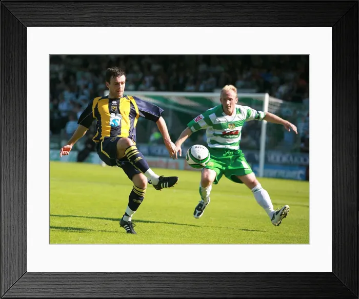 Framed Print : Brighton & Hove Albion 08-09 Away: Yeovil Town - A Past Game Framed Print : Brighton & Hove Albion 08-09 Away: Yeovil Town - A Past Game